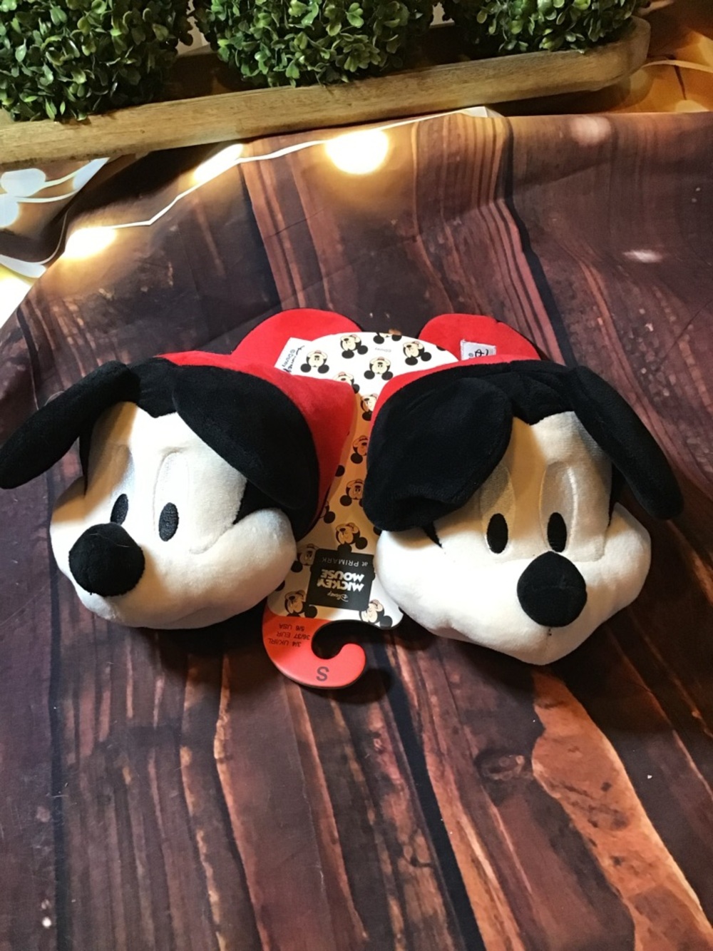 Disney Mickey Mouse plush slippers woman size small 5/6-New